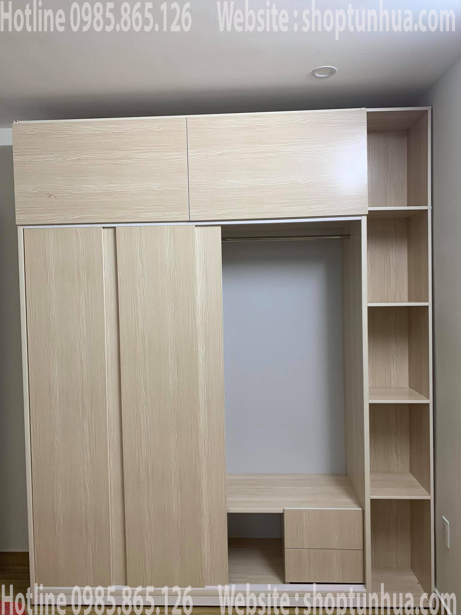 shop- tu-nhua- tủ quần áo cánh lùa vân sồi